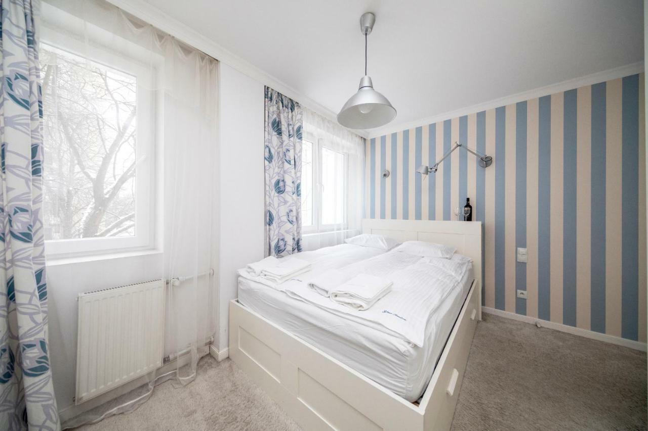 Apartament Ten By Your Freedom ワルシャワ エクステリア 写真