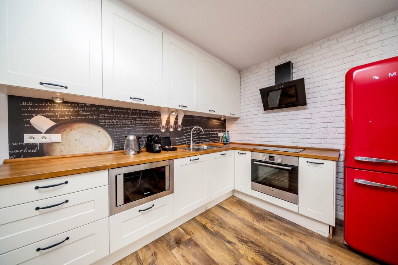 Apartament Ten By Your Freedom ワルシャワ エクステリア 写真