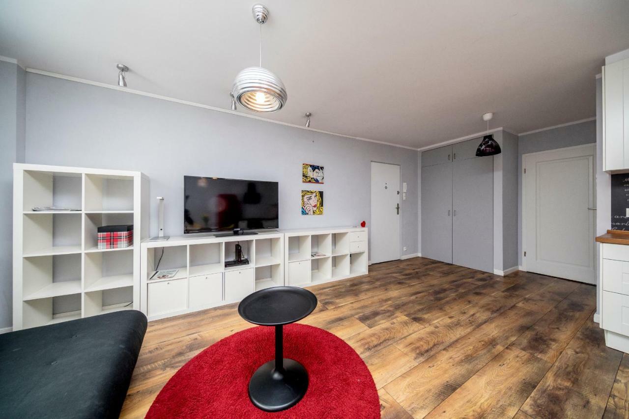 Apartament Ten By Your Freedom ワルシャワ エクステリア 写真